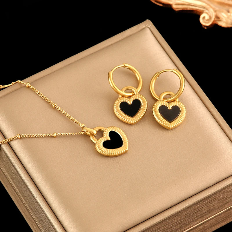 Set Collar y Aretes Flor Estrella Corazón Acero Inoxidable Dorado para Mujer
