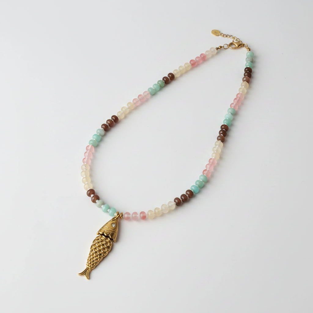 Collar Gargantilla Pez Koi con Perla Natural y Piedra Multicolor - Acero Titanio