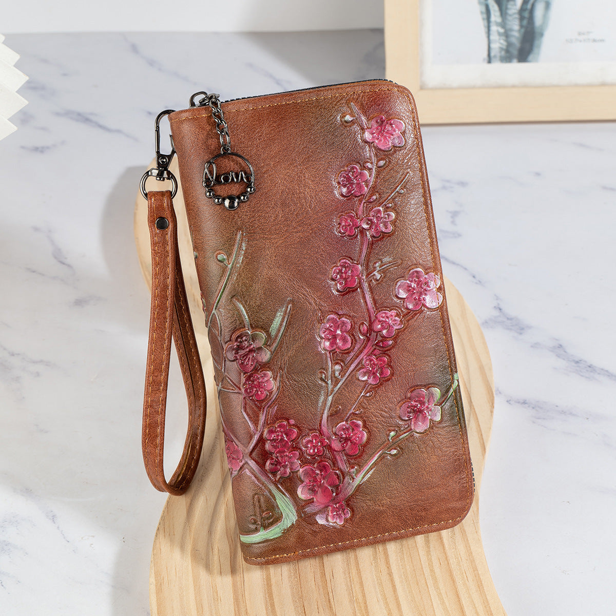 Bolso Clutch Bordado Estilo Chino - Cuero con Relieve Pintado a Mano