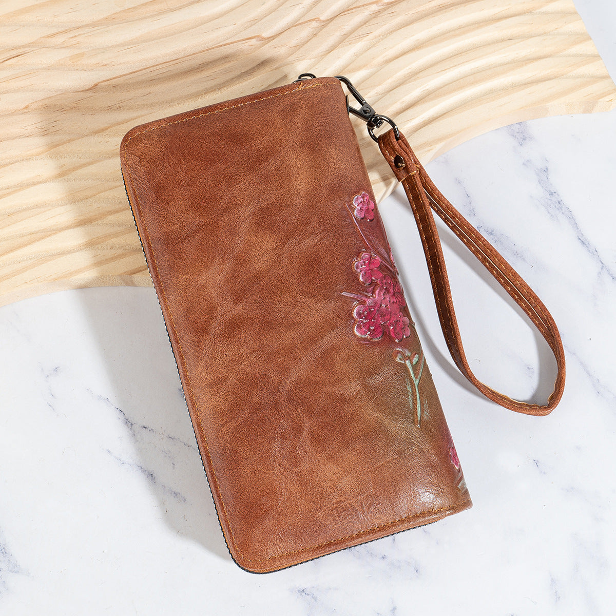 Bolso Clutch Bordado Estilo Chino - Cuero con Relieve Pintado a Mano