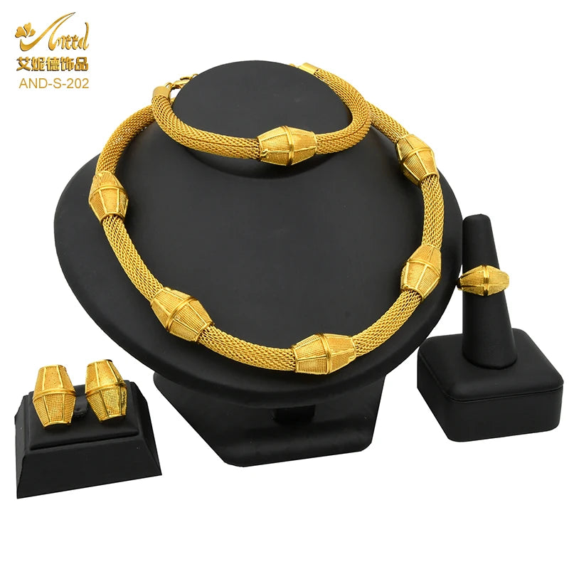 Set Joyería Africana Dubai Chapado Oro 24K para Mujer — Collar, Anillo y Aretes