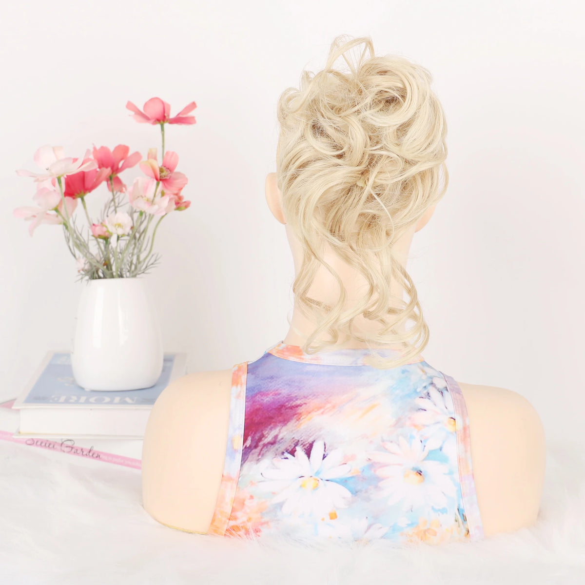 Moño Rizado Despeinado Sintético con Banda Elástica – Chignon Updo Rápido | Accesorio de Cabello para Mujer