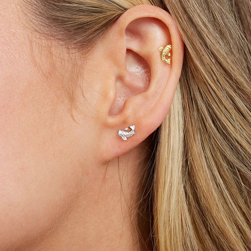 Piercing de Titanio ASTM F136 Caballito de Mar y Corazón - 16G Labret para Cartílago