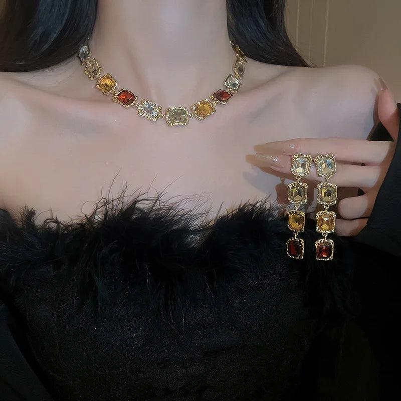 Set de Collar y Aretes con Rhinestone Geométrico Vintage – Joyería Fashion para Mujer