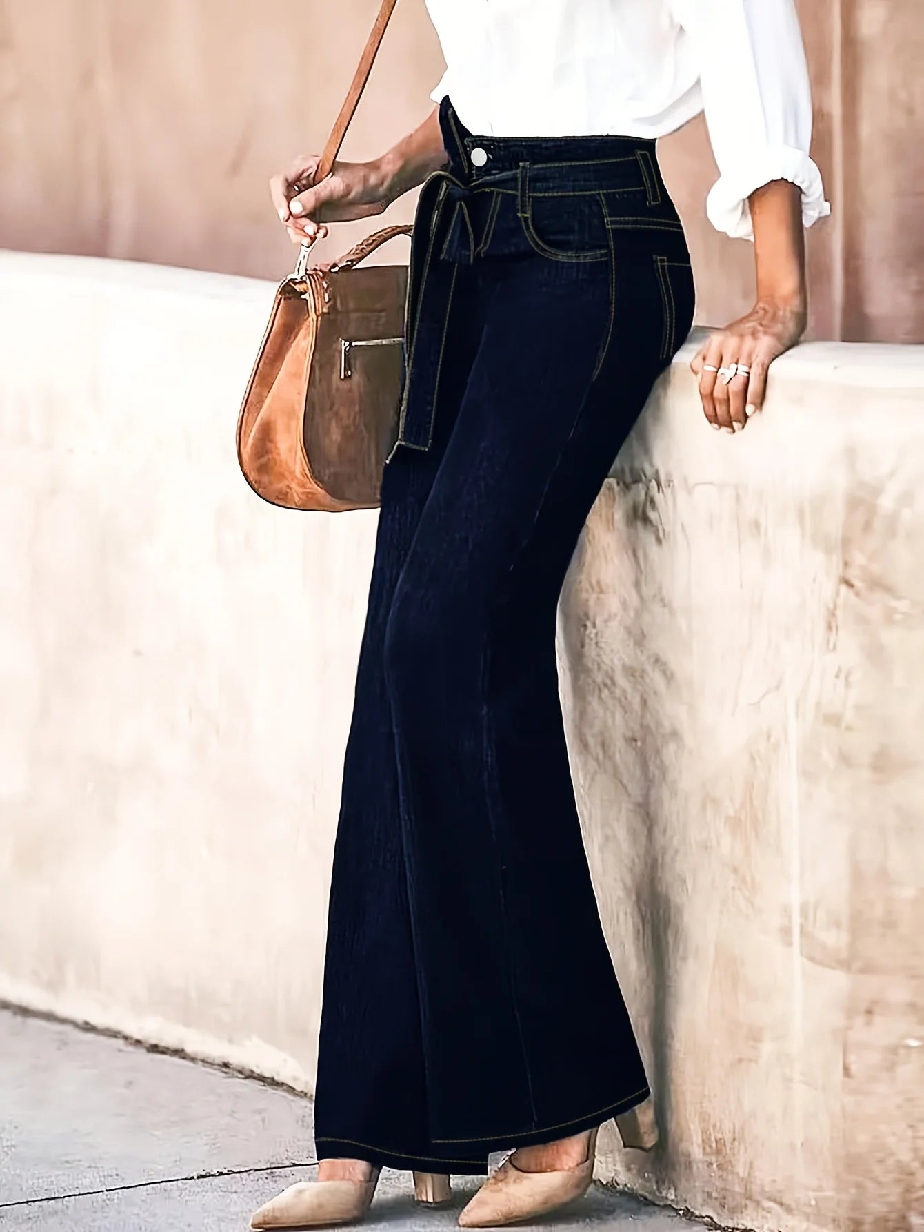 Women’s Straight Leg Jeans with Belt - Stylish and Comfortable Women's Denim Pants