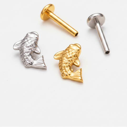 Piercing de Titanio ASTM F136 Caballito de Mar y Corazón - 16G Labret para Cartílago