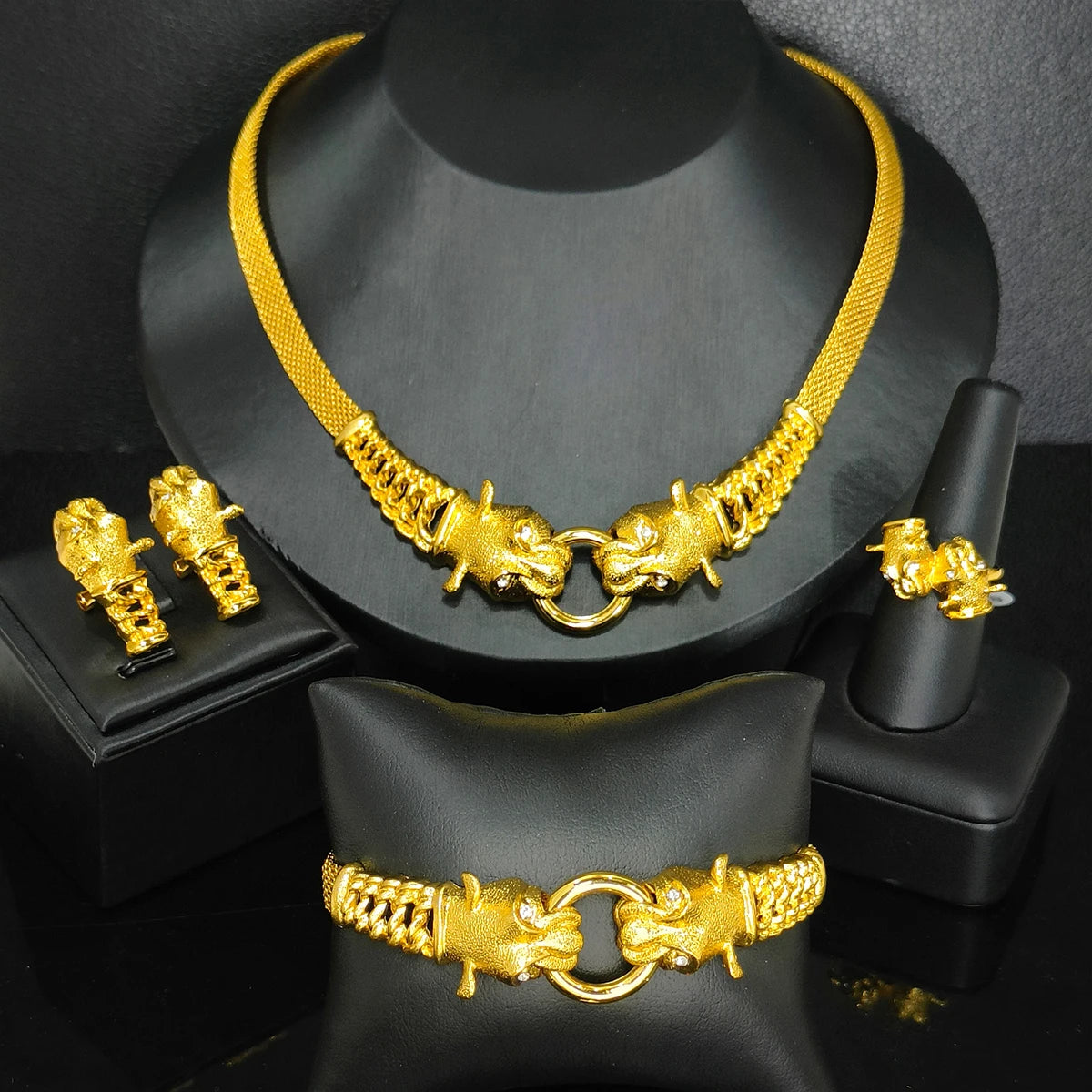 Set Joyería Africana Dubai Chapado Oro 24K para Mujer — Collar, Anillo y Aretes