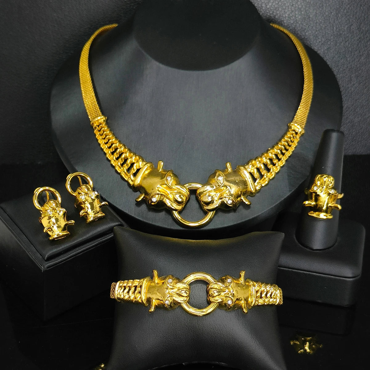 Set Joyería Africana Dubai Chapado Oro 24K para Mujer — Collar, Anillo y Aretes