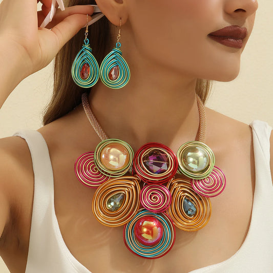 Set de Collar y Aretes de Cristal Tejido a Mano – Joyería de Lujo para Mujer