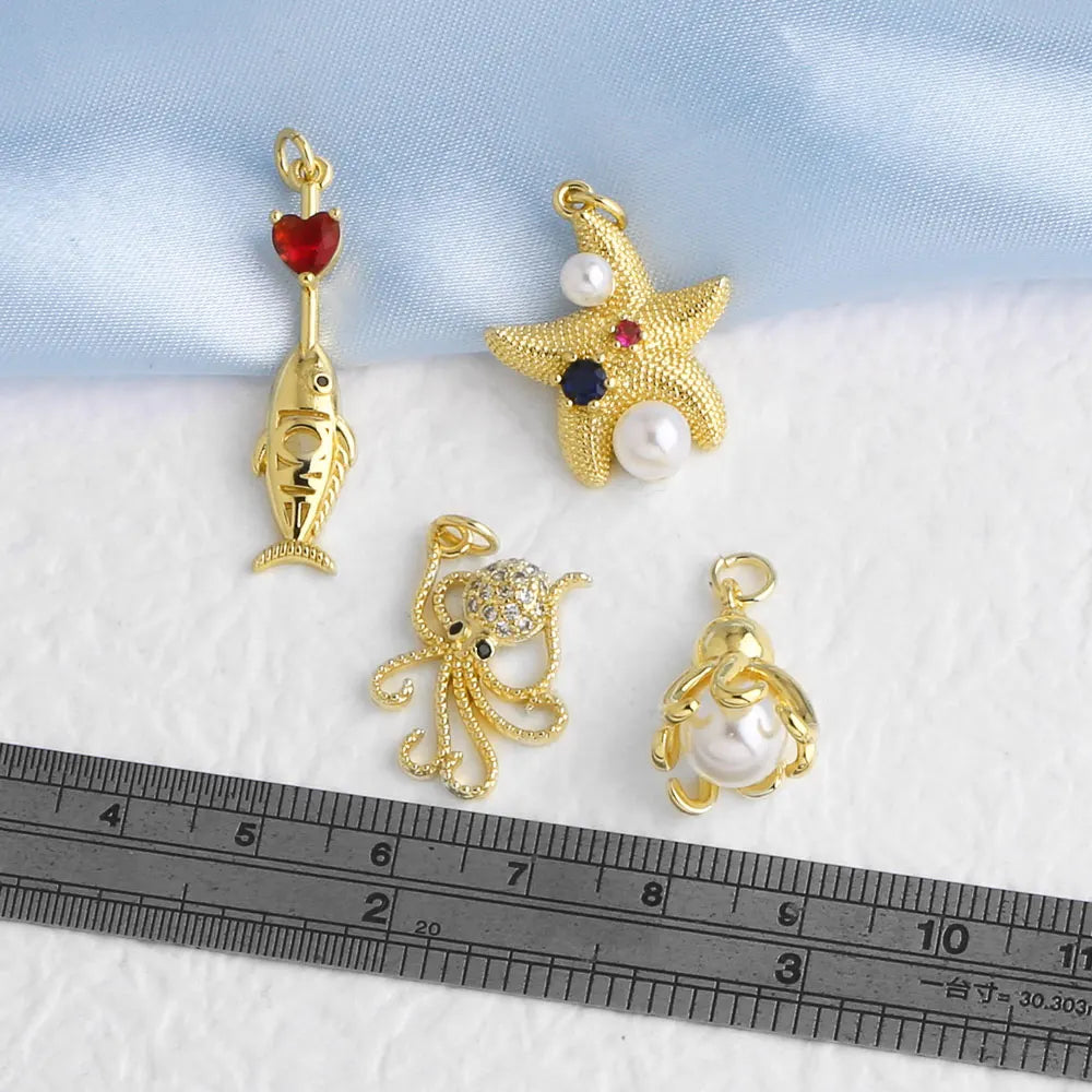 Dije de Estrella de Mar con Perla y Cristal - Cobre con Circonia Cúbica para Collar