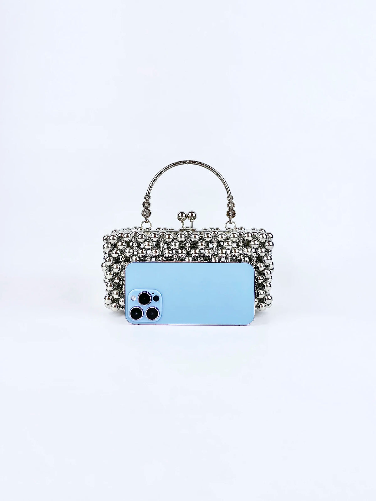 Bolso Pequeño Plateado con Cuentas para Fiesta