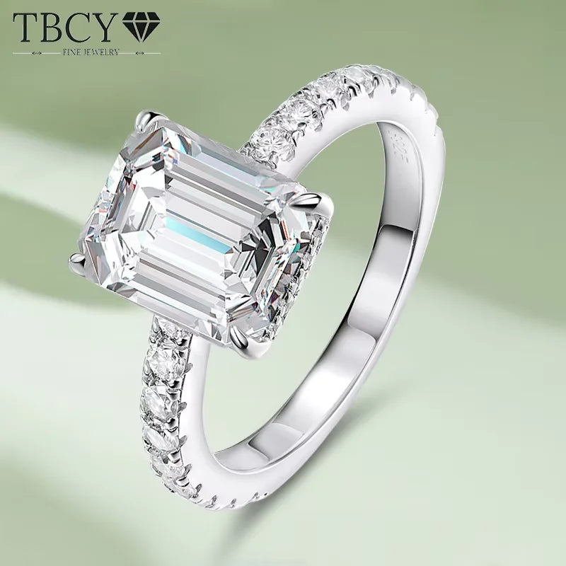 Anillo Moissanite Corte Esmeralda Color D Plata 925 para Mujer