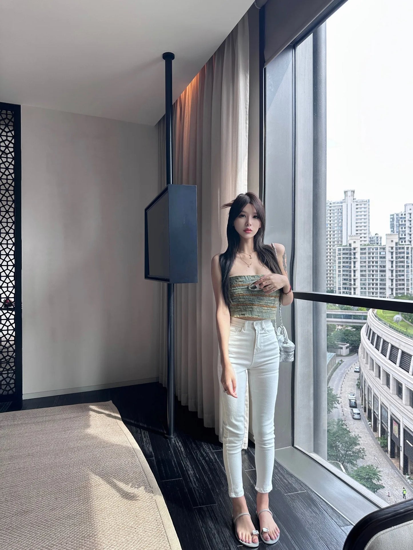 Sexy High Waist Slim Fit Jeans Women's Butt Enhancing Cotton Stretch Denim High Waist Nine Point Pants Spring Autumn Winter