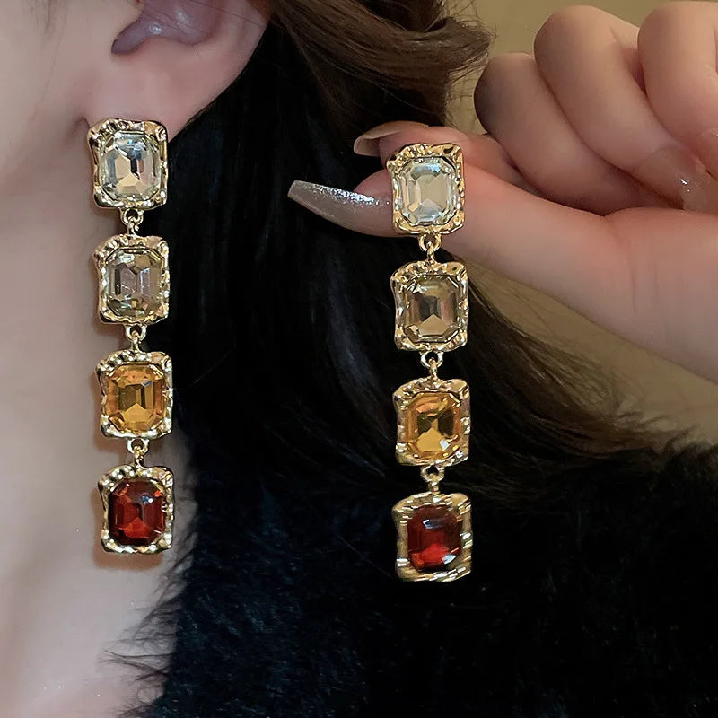 Set de Collar y Aretes con Rhinestone Geométrico Vintage – Joyería Fashion para Mujer