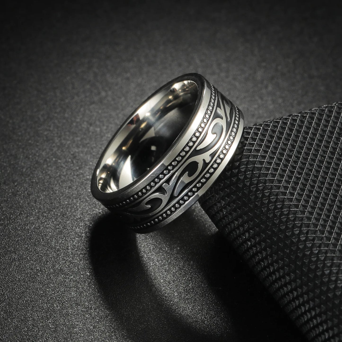 Anillo Vikingo Nórdico con Runas - Acero Inoxidable 304L Amuleto Vintage