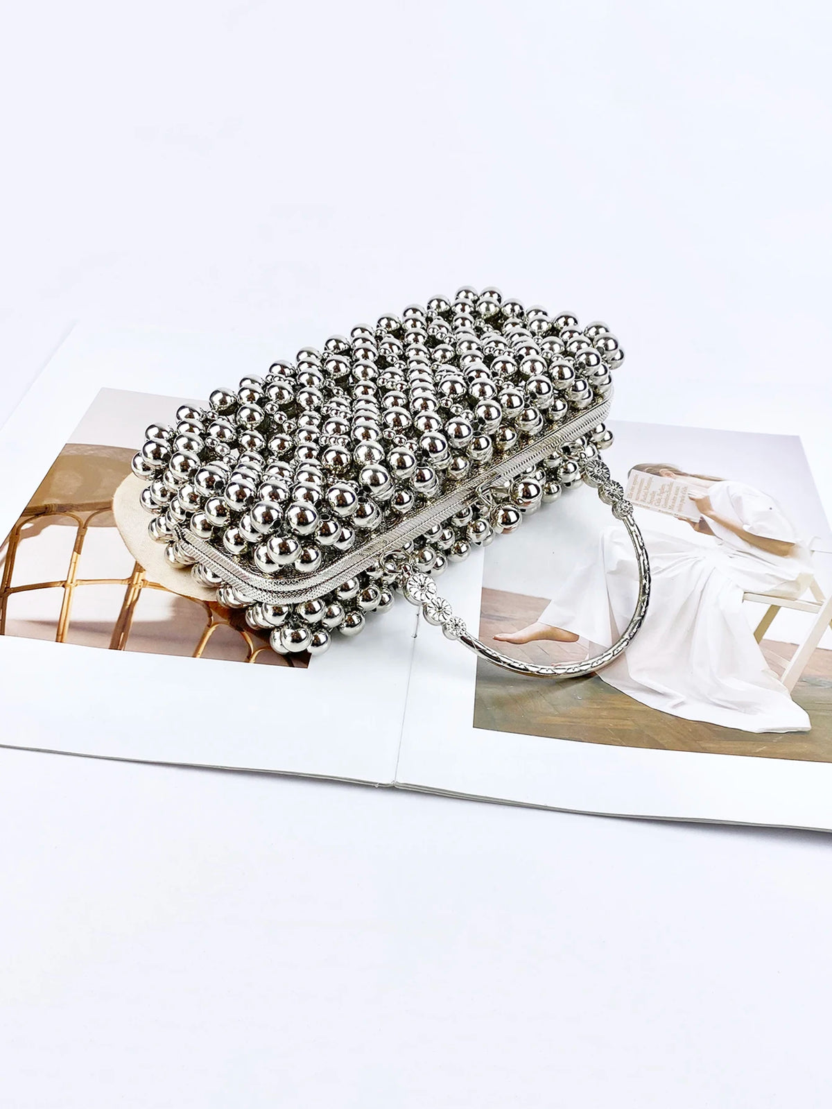 Bolso Pequeño Plateado con Cuentas para Fiesta