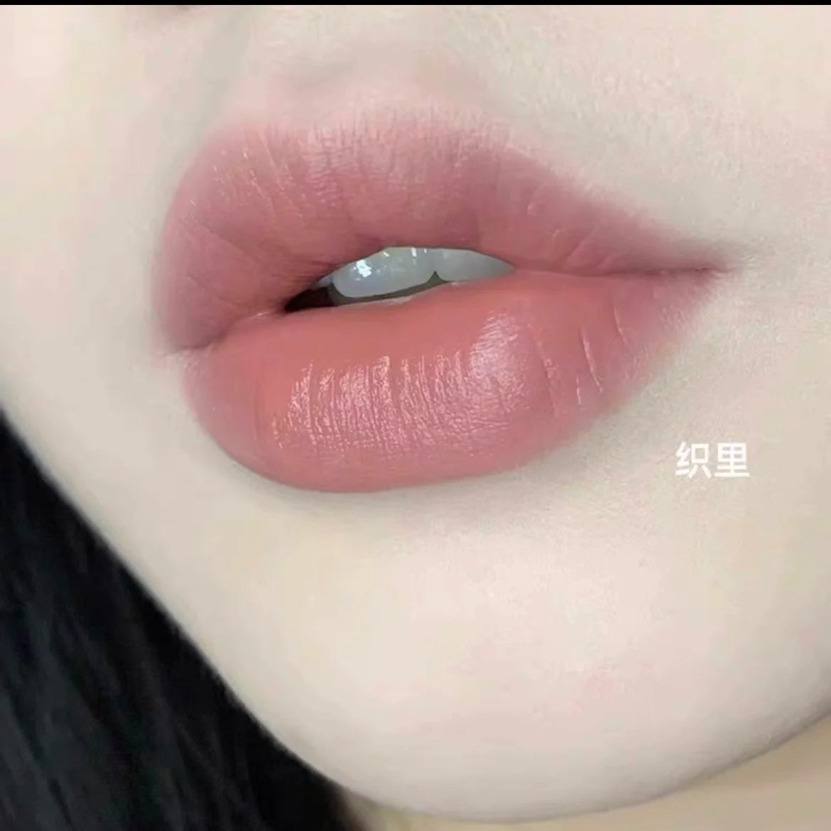 Rubor Crema Multiusos Labial y Mejillas – Arcilla Pigmentada Larga Duración