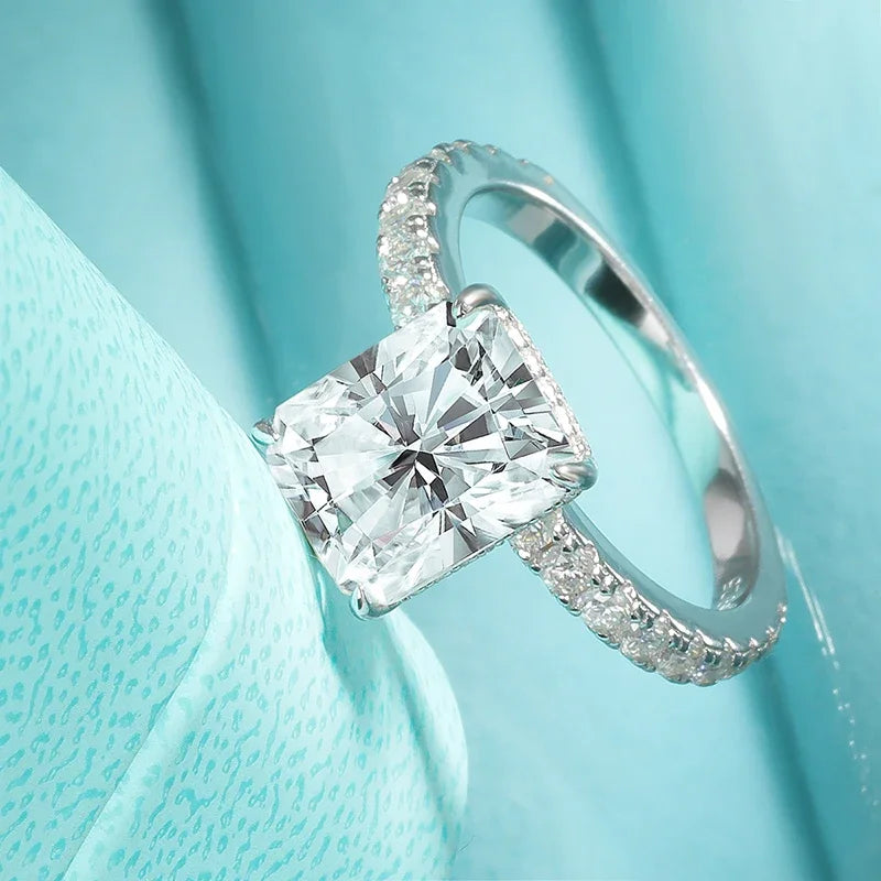 Anillo Moissanite Corte Esmeralda Color D Plata 925 para Mujer
