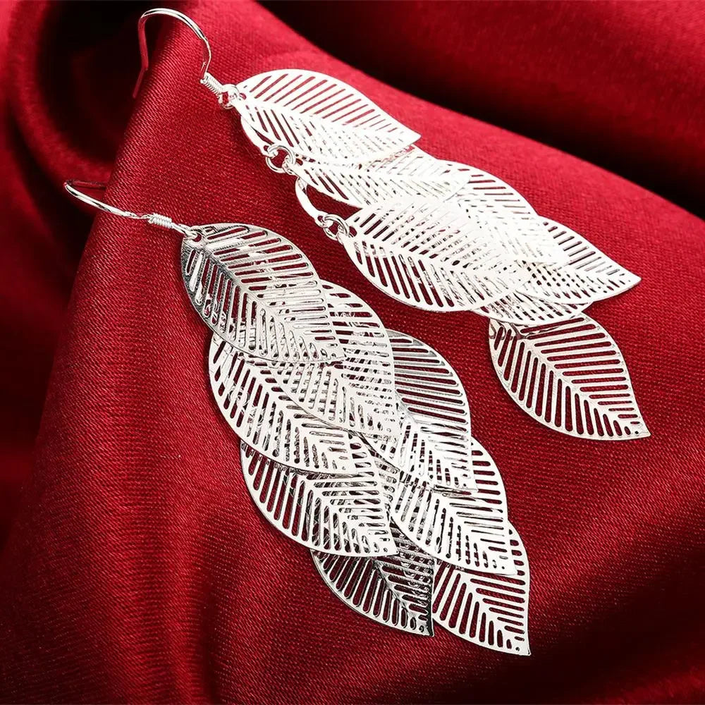 Aretes Largos de Plata 925 con Hojas Caladas y Borla - Diseño en Capas