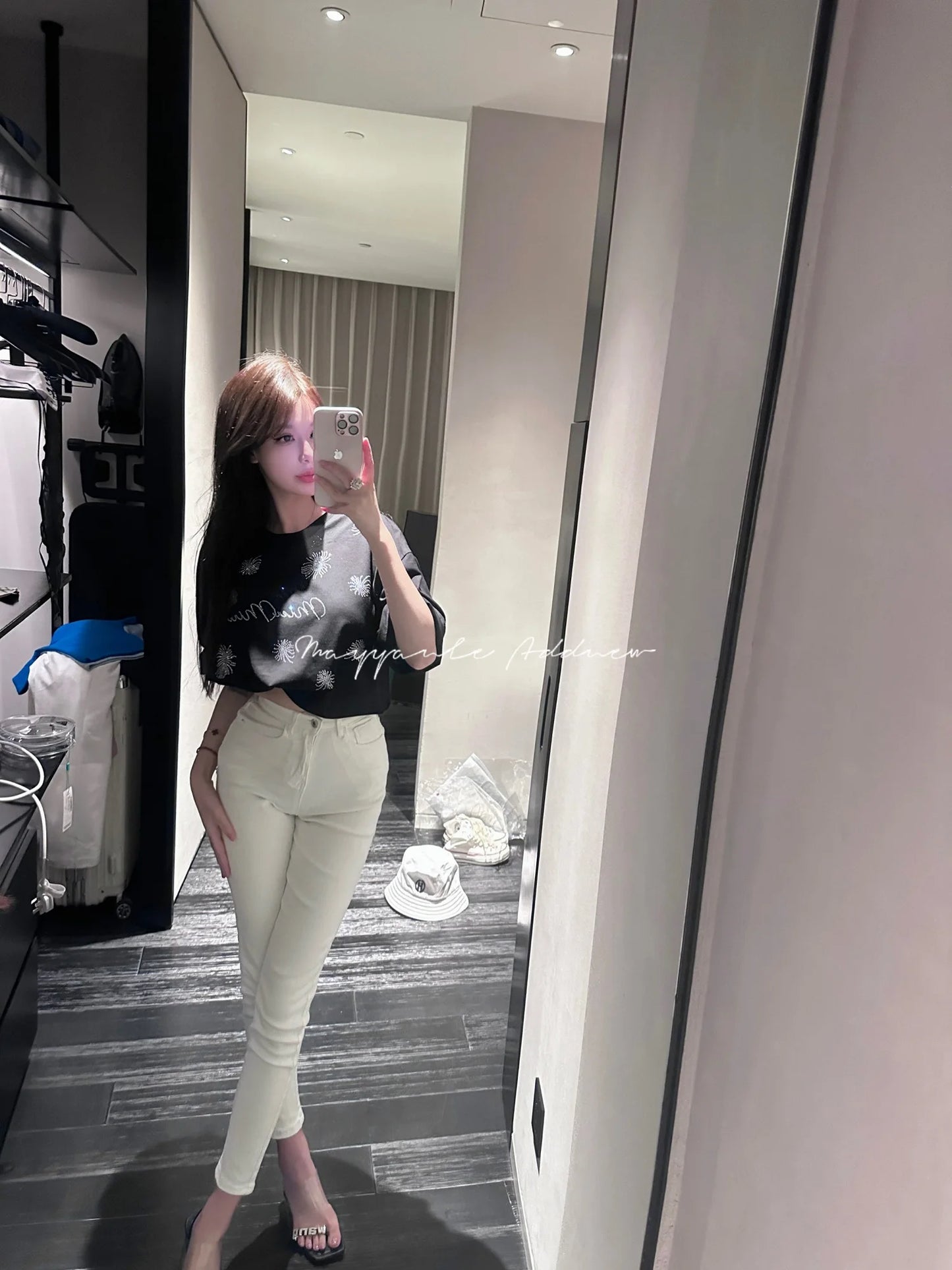 Sexy High Waist Slim Fit Jeans Women's Butt Enhancing Cotton Stretch Denim High Waist Nine Point Pants Spring Autumn Winter